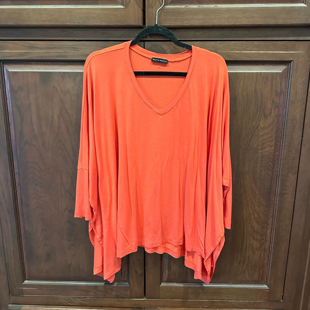 Orange Nally & Millie loose top O/S